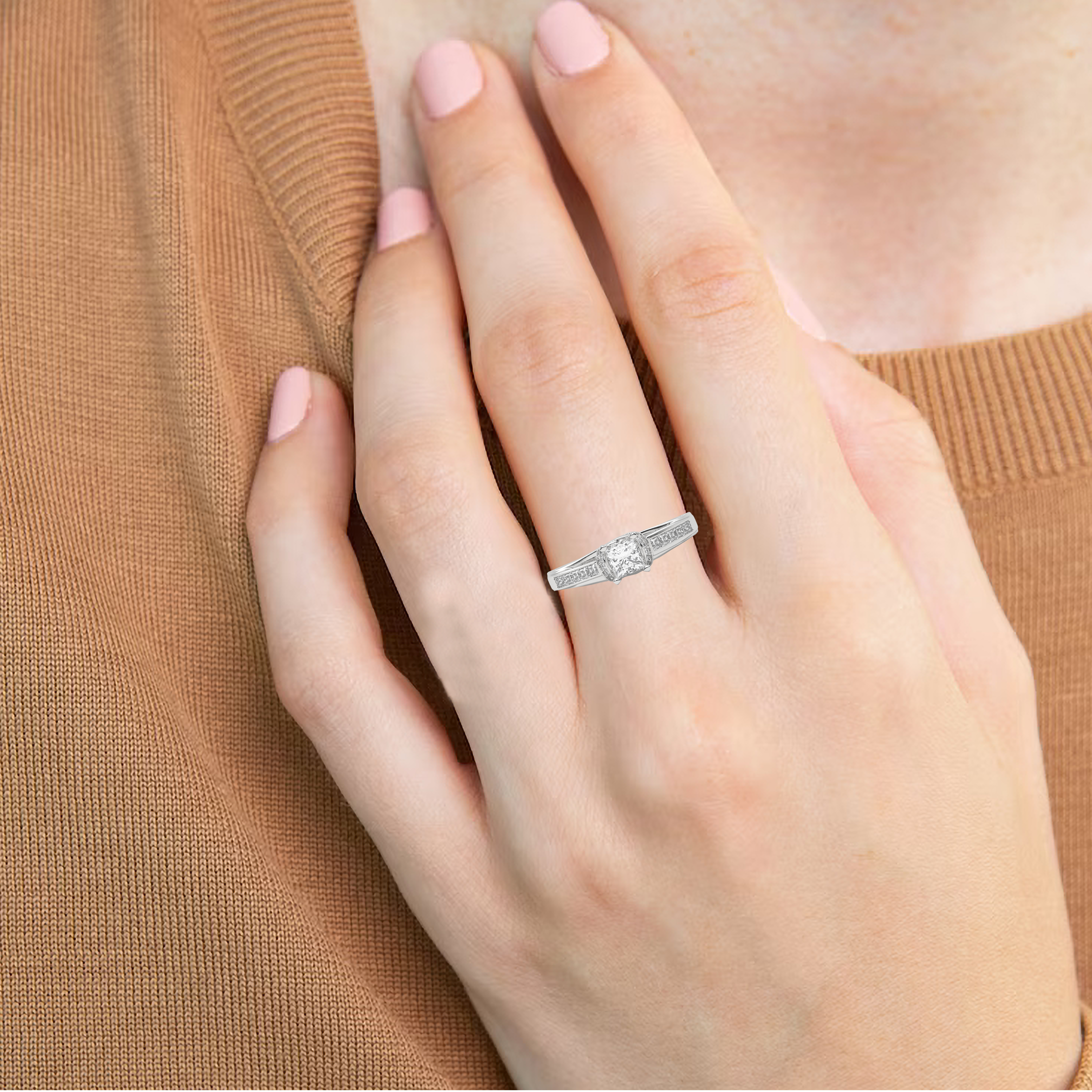 White Gold Studded 0.975 Carat Lab Grown Diamond Ring-E Color VS2 Clarity.